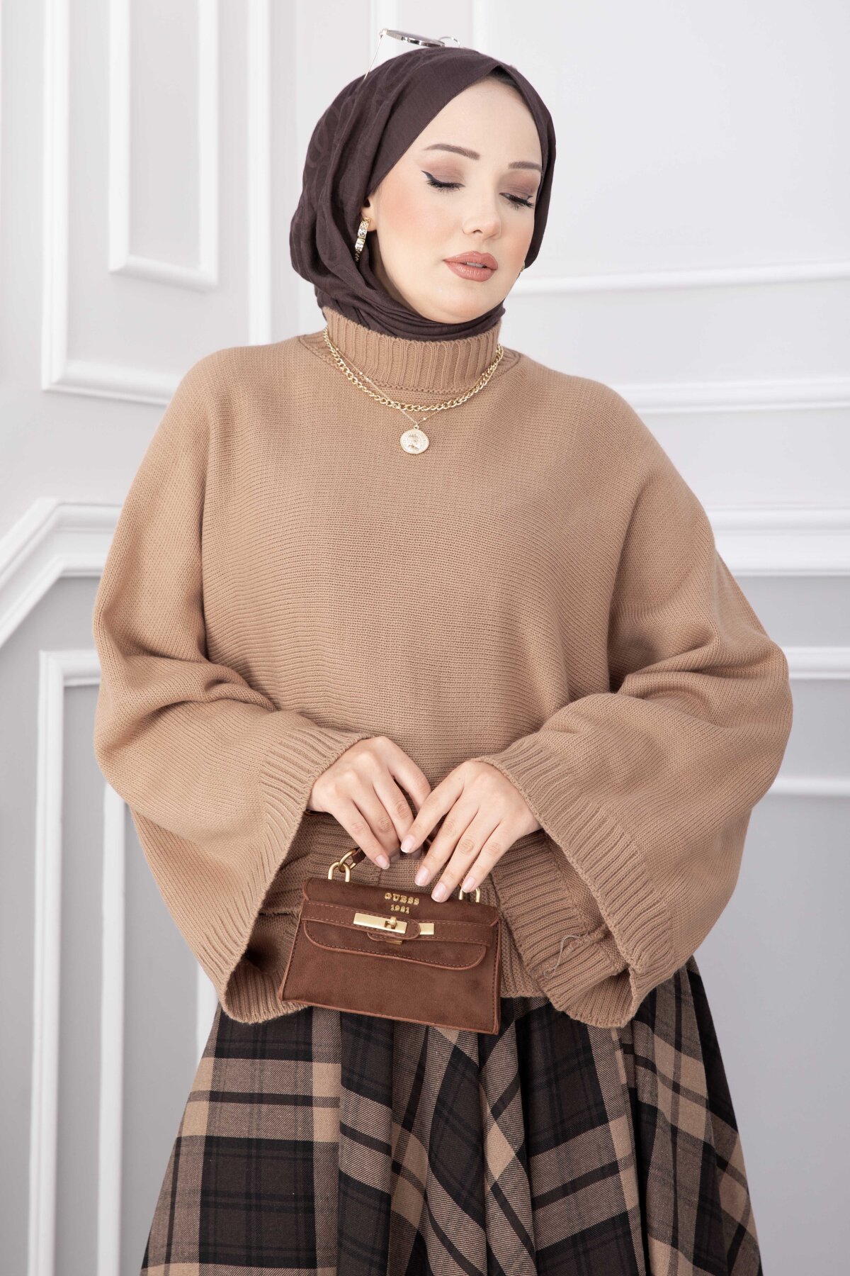 Wide-Sleeve Short Crop Knit Sweater Mink