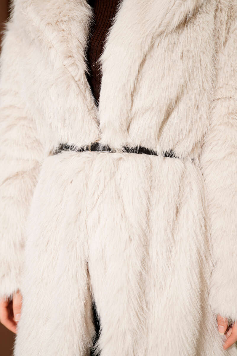 Long Coat with Wide Collar and Faux Fur Trim Beige - Image 4