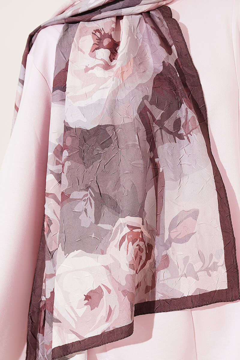 Rose-Patterned Bamboo French Terry Shawl Dark Brown – Image 4