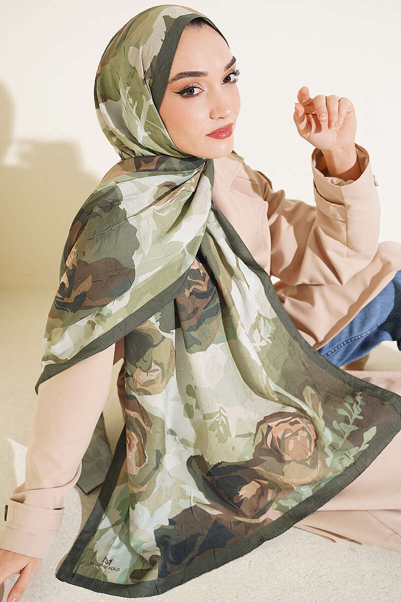 Rose-Patterned Bamboo French Terry Shawl Khaki - الصورة 2