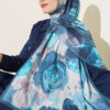 ⁦Rose-Patterned Bamboo French Terry Shawl Petrol Green⁩ - الصورة ⁦2⁩