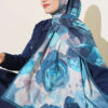 ⁦Rose-Patterned Bamboo French Terry Shawl Petrol Green⁩ - الصورة ⁦3⁩