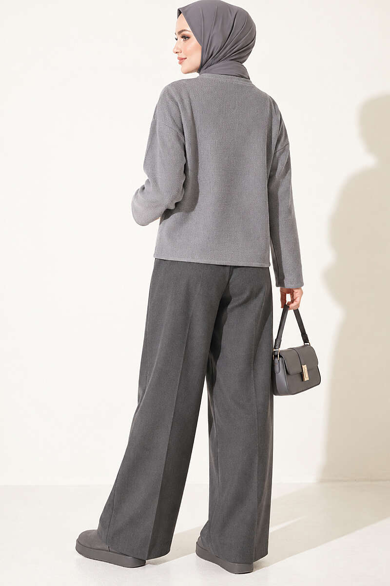 Velvet-Look Special Chenille Cardigan Grey – Image 4