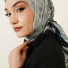 ⁦Checkered Bamboo Crinkle Scarf Black⁩ - الصورة ⁦2⁩