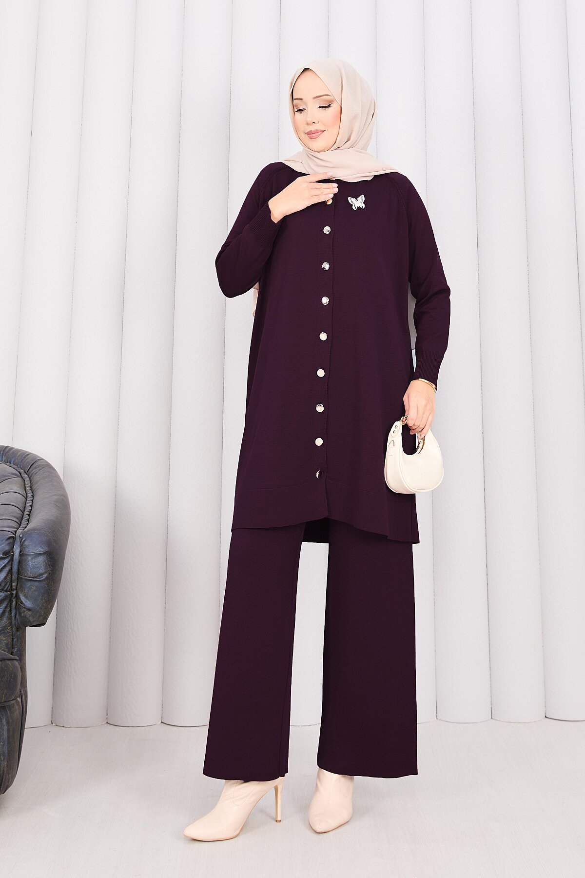 Butterfly Brooch Buttoned Knit Set Plum - immagine 3