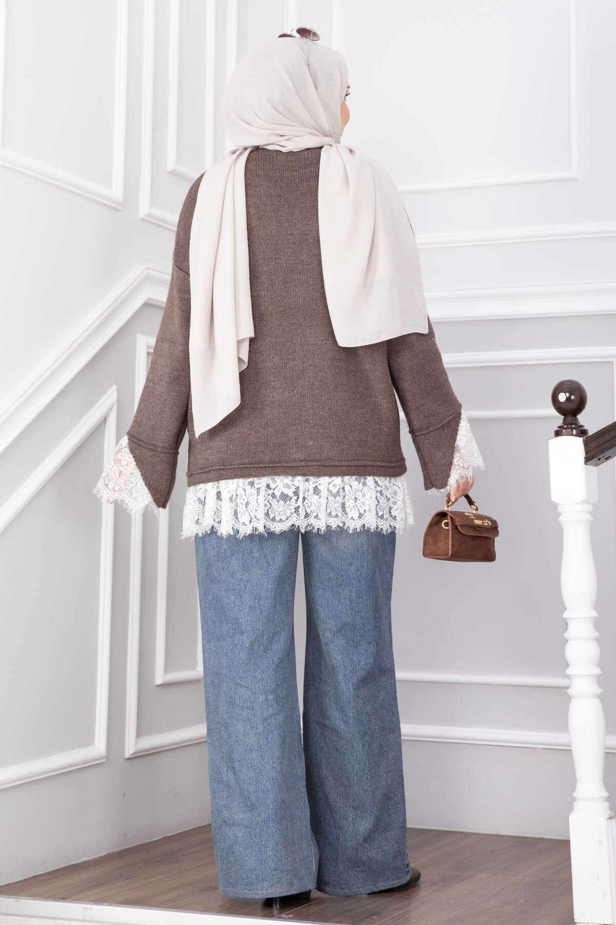 Long-Sleeve Knit Sweater with Lace Hem Edge Brown – Image 4