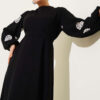 Embroidered Sleeve Belted Dress Black – Bild 2