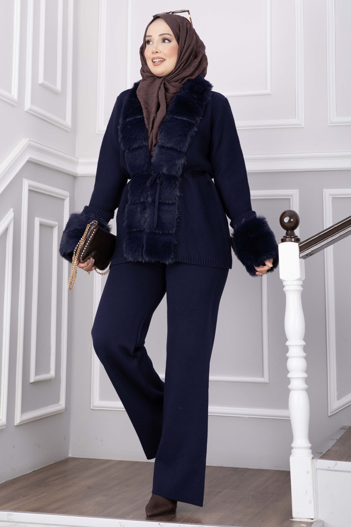 Luxurious French Terry Knit Two-Piece Set with Faux Fur Trim Navy Blue
