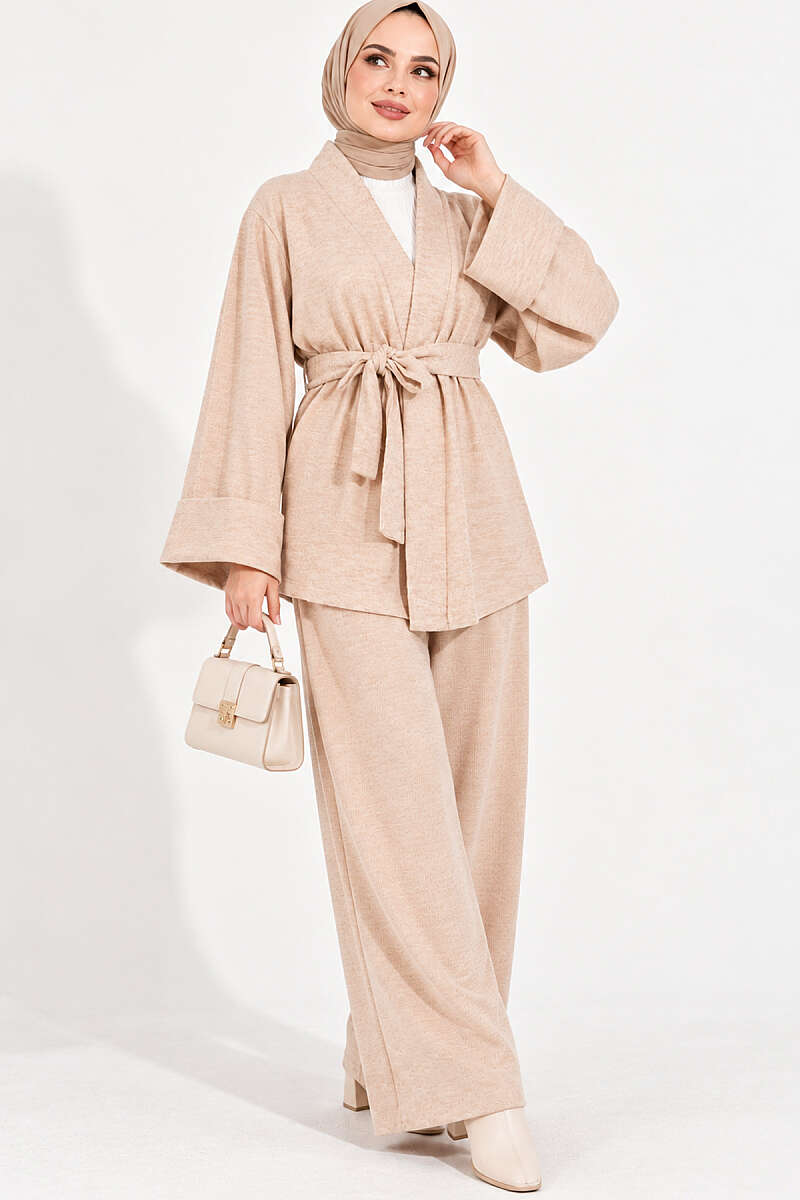 Wide-Sleeve Two-Piece Set with Waist Belt Beige – Bild 3