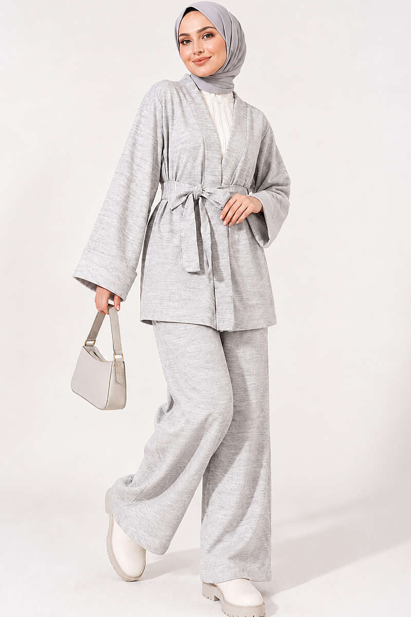 Wide-Sleeve Two-Piece Set with Waist Belt Grey