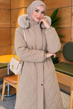 Alternative view of Hooded Quilted Jacket with Elastic Waist Beige