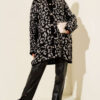 ⁦Leopard Print Fleece-Lined Knit Cardigan Grey⁩ - الصورة ⁦2⁩