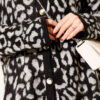 ⁦Leopard Print Fleece-Lined Knit Cardigan Grey⁩ - الصورة ⁦4⁩
