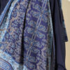 Soft Floral Motif Shawl Parliament Blue – Bild 4