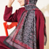 ⁦Soft Floral Motif Shawl Black⁩ - الصورة ⁦2⁩