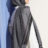 MK Pattern Liva Modal Scarf Black – Bild 3
