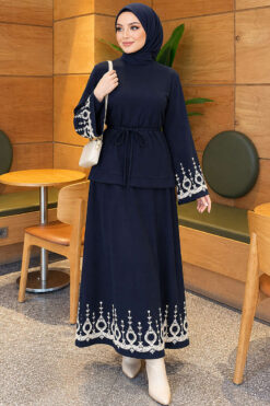 Alternative view of Embroidered Hem Edge Two-Piece Set Navy Blue