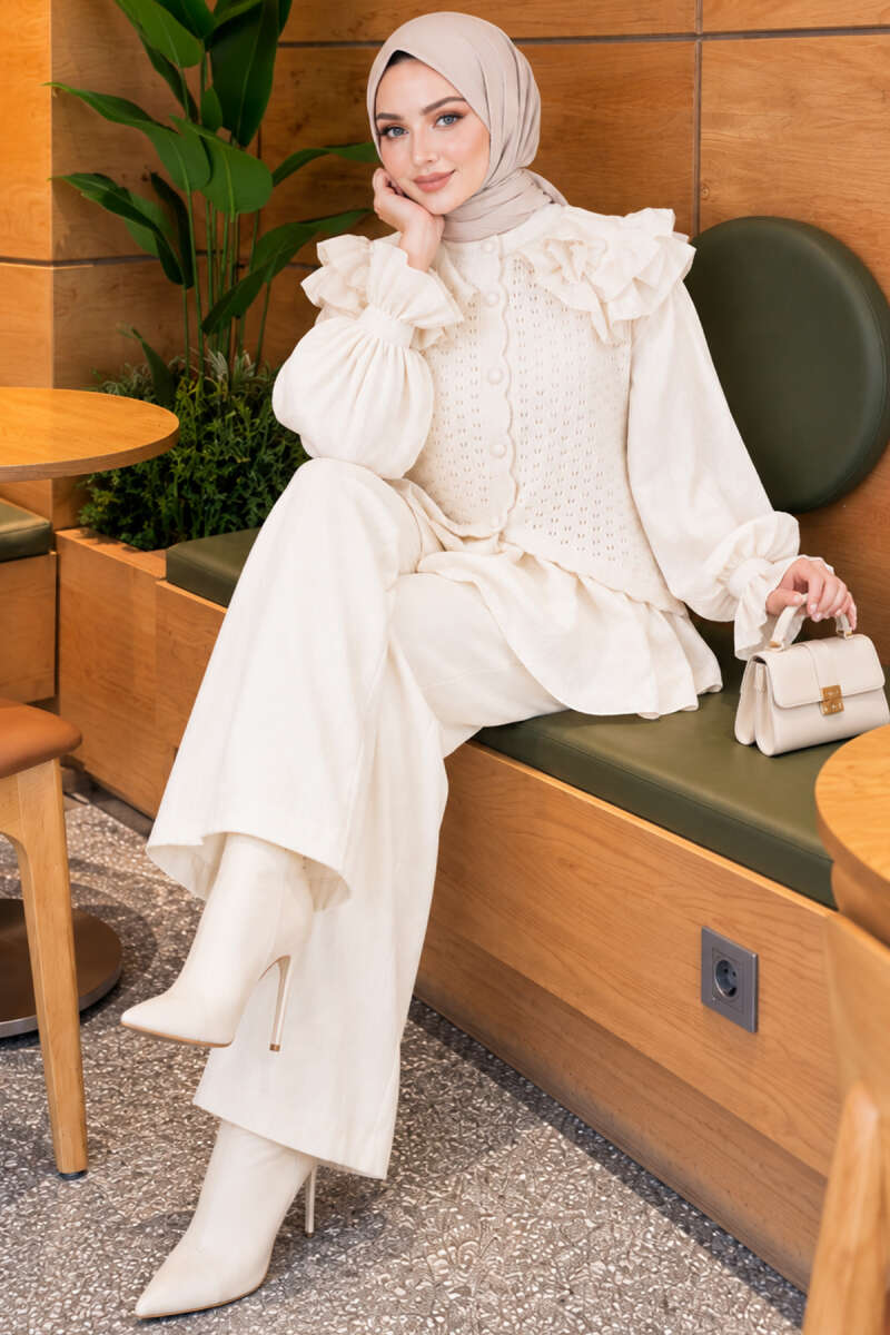 Shoulder Ruffle Detail Knit Two-Piece Set Ecru – Bild 3