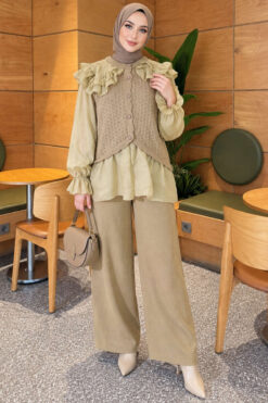 Alternative view of Shoulder Ruffle Detail Knit Two-Piece Set Oil Green