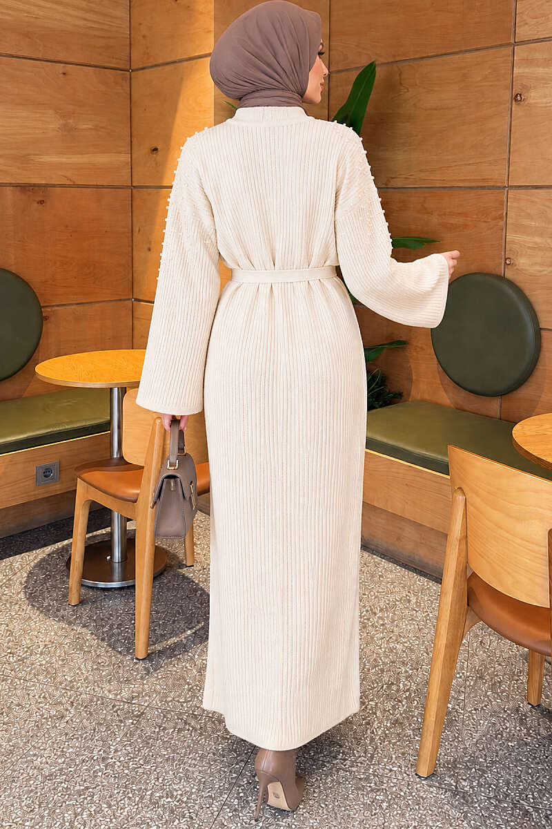 Shoulder-Embellished Knit Dress with Belt Stone - الصورة 4