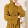Shoulder-Embellished Knit Dress with Belt Oil Green – Bild 2