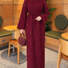 ⁦Shoulder-Embellished Knit Dress Burgundy⁩ - الصورة ⁦4⁩