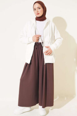 Alternative view of Pleated Front Loysha Pants Brown