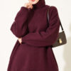 Oversized Low-Shoulder Knit Tunic Plum - immagine 2