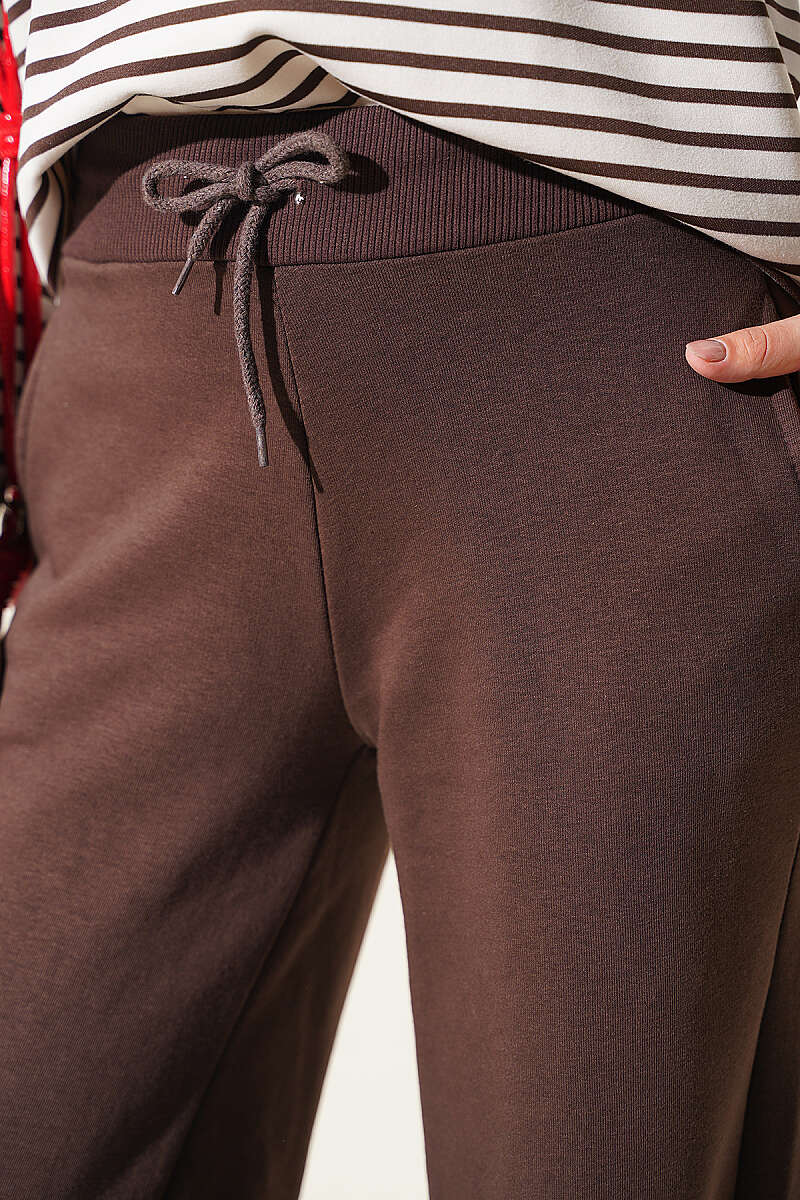 Hemmed ankle French terry two-thread knit pants Brown – Bild 4