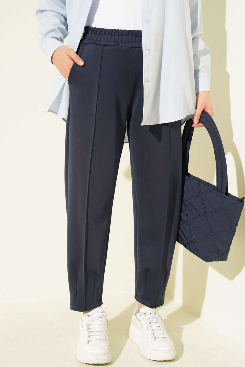 Hem Edge Detail Scuba Pants Navy Blue