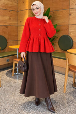 Alternative view of Pleated Buttoned Beard Knit Cardigan Red