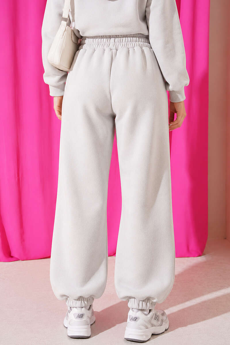 Embroidered Brushed French Terry Jogger Pants Grey – Image 4