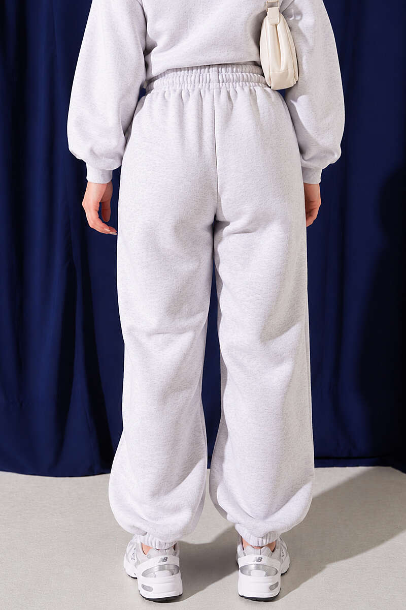 Embroidered Brushed French Terry Jogger Pants Grey - الصورة 4