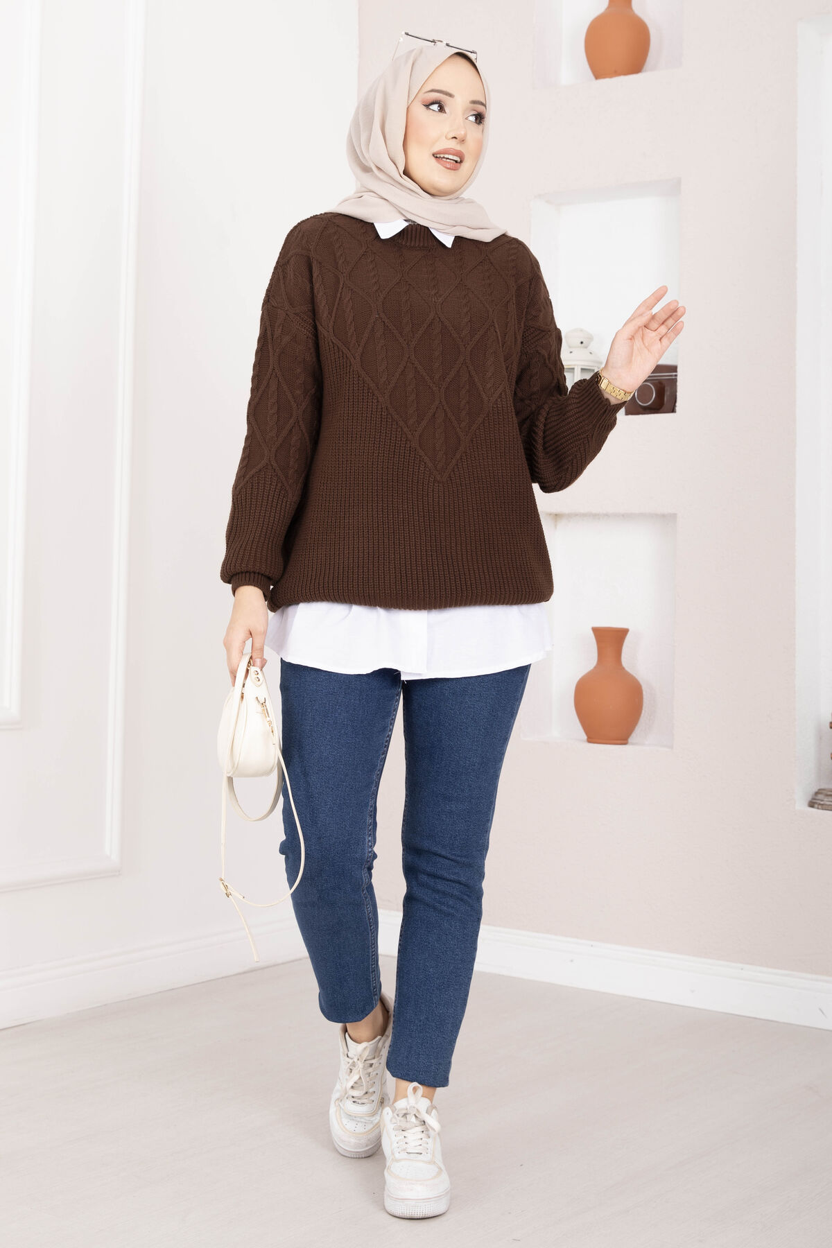 Braided Knit Sweater Brown – Image 4