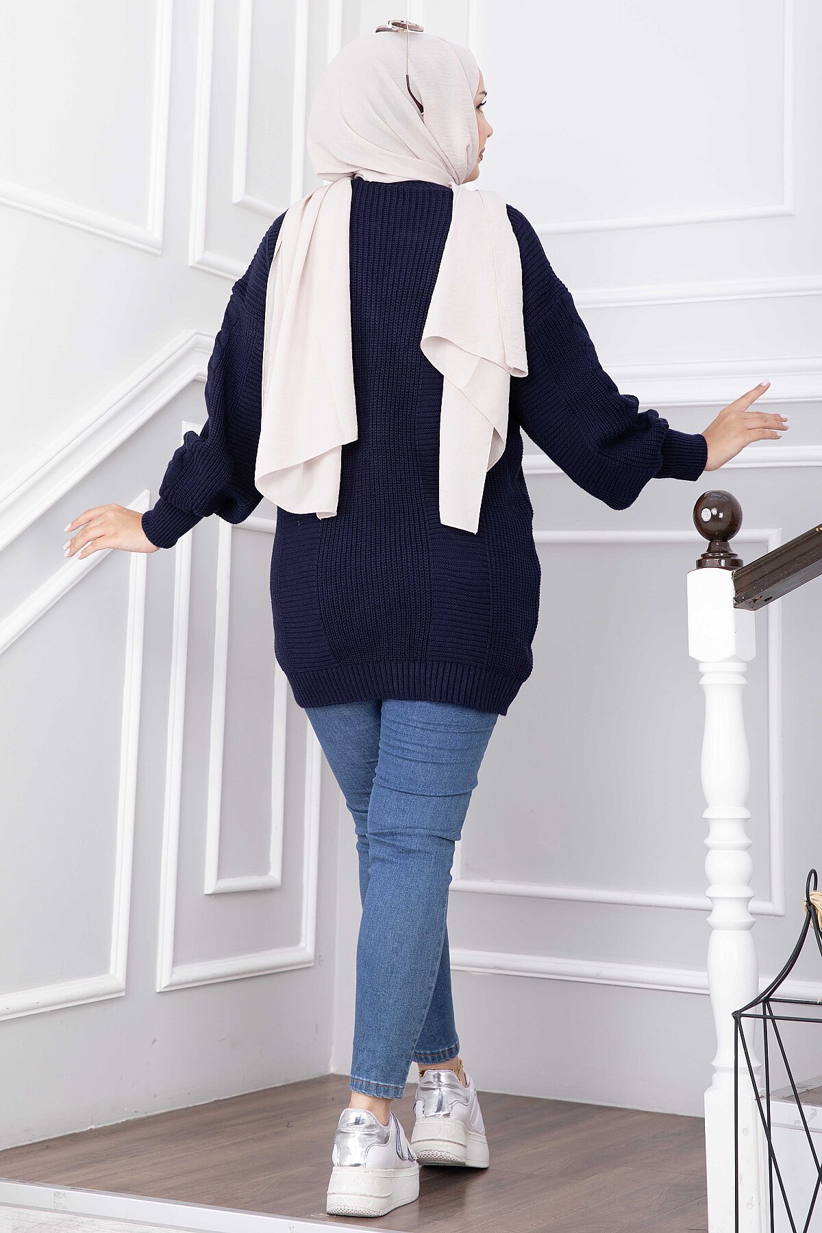 Knitted Cardigan with Hair Knit Detail and Button Closure Navy Blue – Image 4