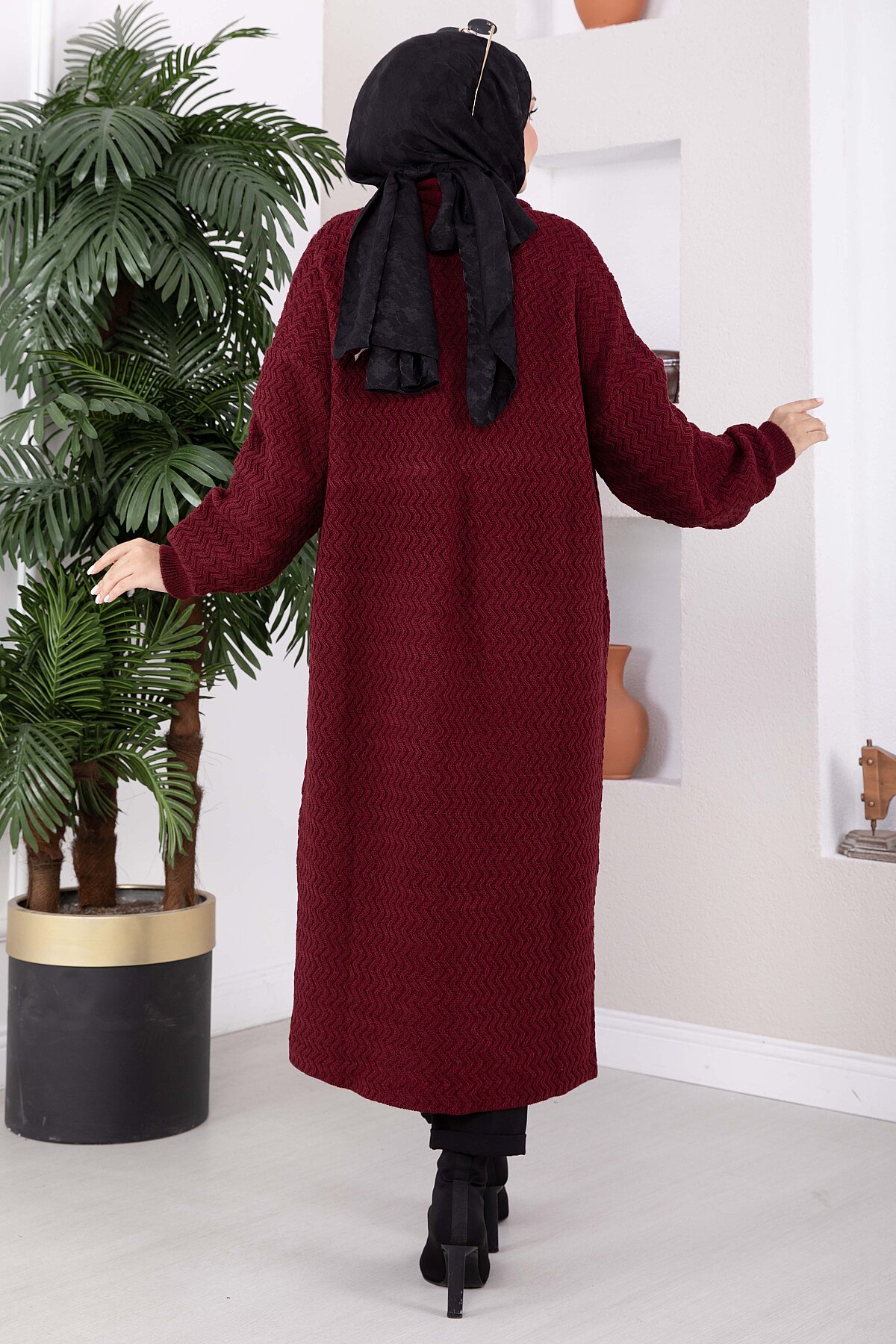 Long Patterned Knit Cardigan with Shawl Collar Burgundy - immagine 4
