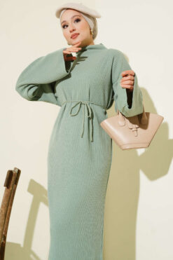 Alternative view of Loose Belted Knit Dress Mint