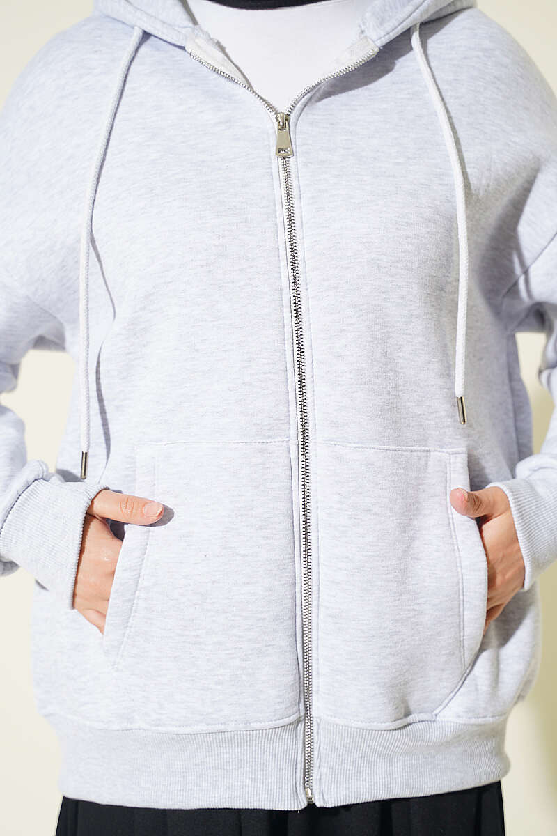 Cardigan Grey - Image 4