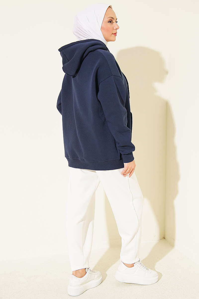 Cardigan Navy Blue - Image 3