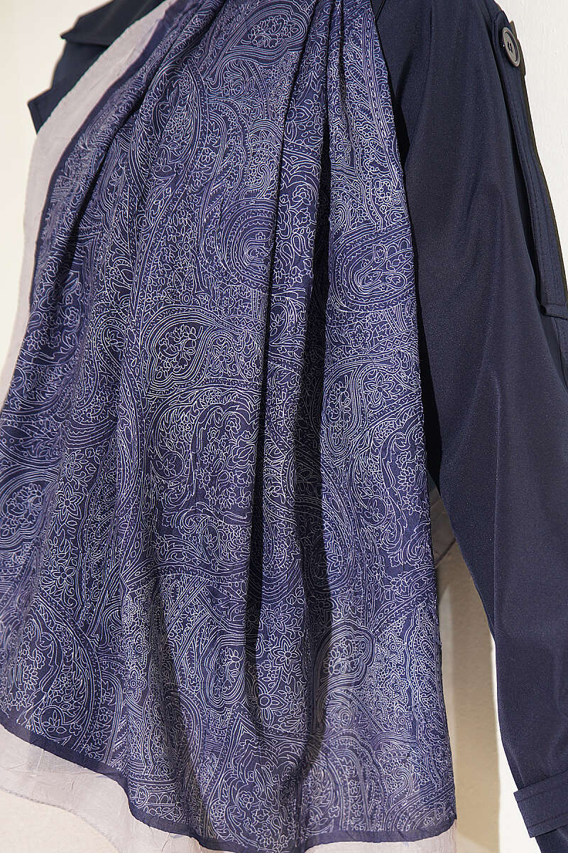 Striped Detailing Ethnic Pattern Shawl Navy Blue – Bild 4