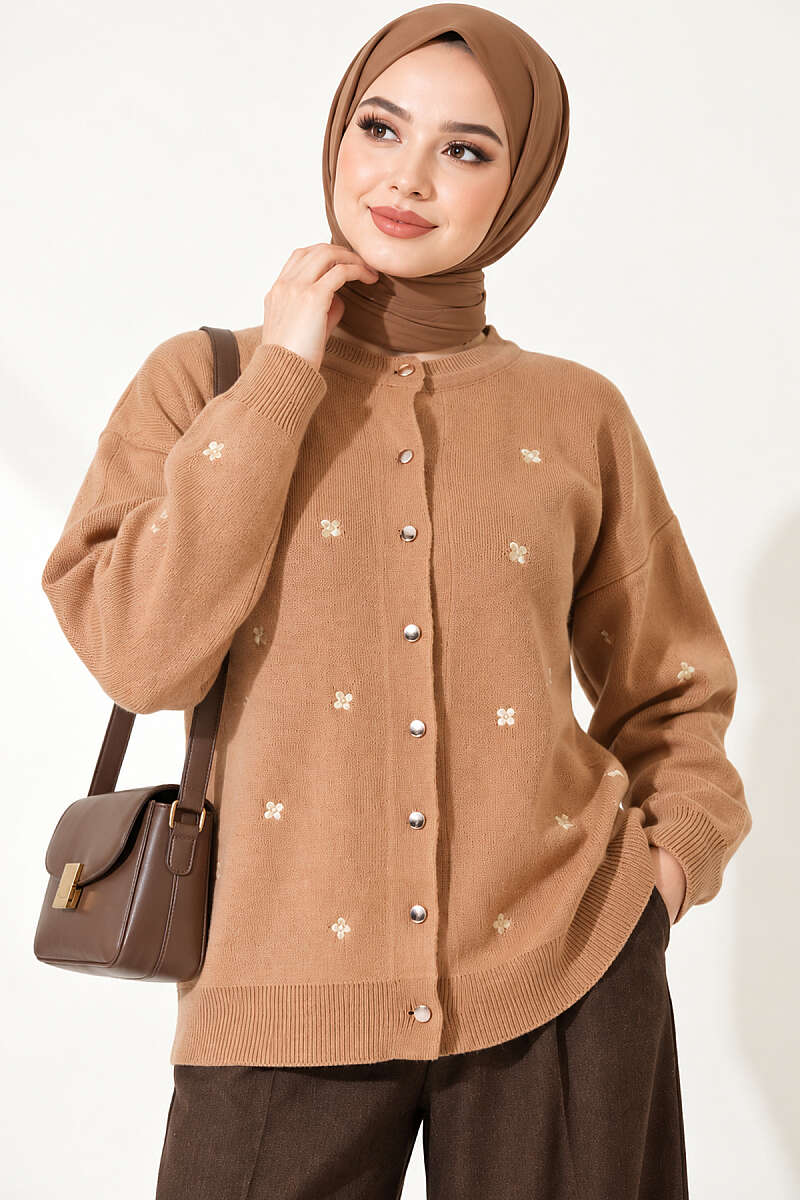 Embroidered Floral Pattern Knit Cardigan Latte