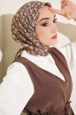 Alternative view of Scarf Beige