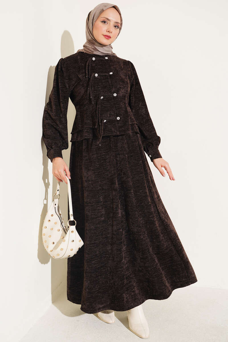 Stone Brit Button-Detail Hem Edge Two-Piece Set Brown