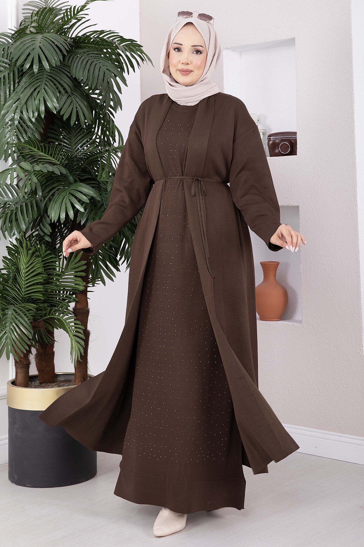 Stone-Embossed Drawstring Dress and Cardigan Knit Two-Piece Set Brown