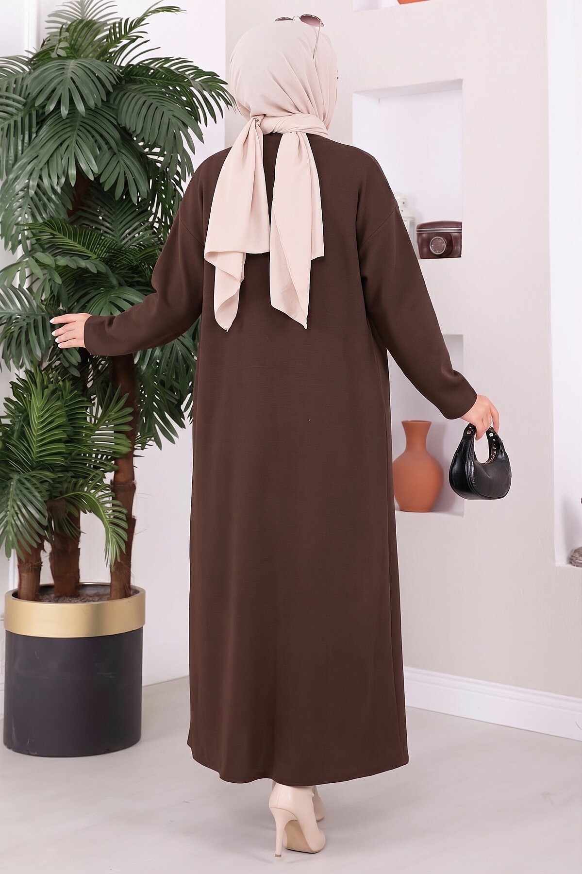 Stone-Embossed Drawstring Dress and Cardigan Knit Two-Piece Set Brown - immagine 5
