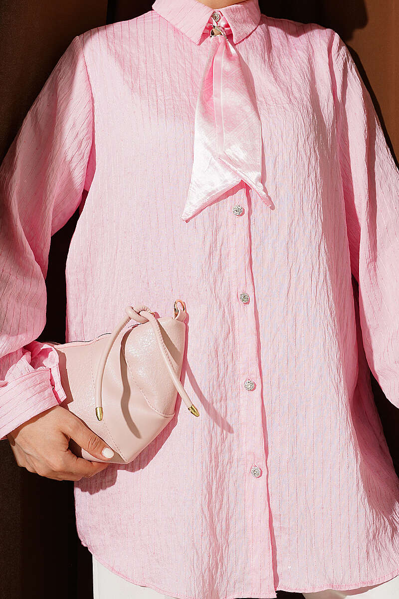 Button-Up Paillette Embellished Two-Thread Knit Blouse with Decorative Stitching Pink - الصورة 4