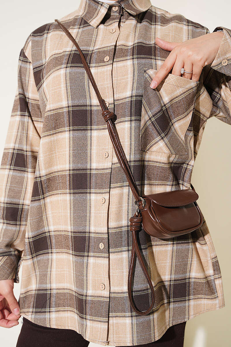 Checkered shirt with a single pocket detail Beige – Image 4
