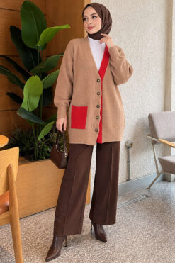Alternative view of Two-Pocket Detail Fringed Cardigan Latte