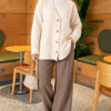 V-Neck Button-Front Oversized Knit Cardigan Ecru – Bild 3