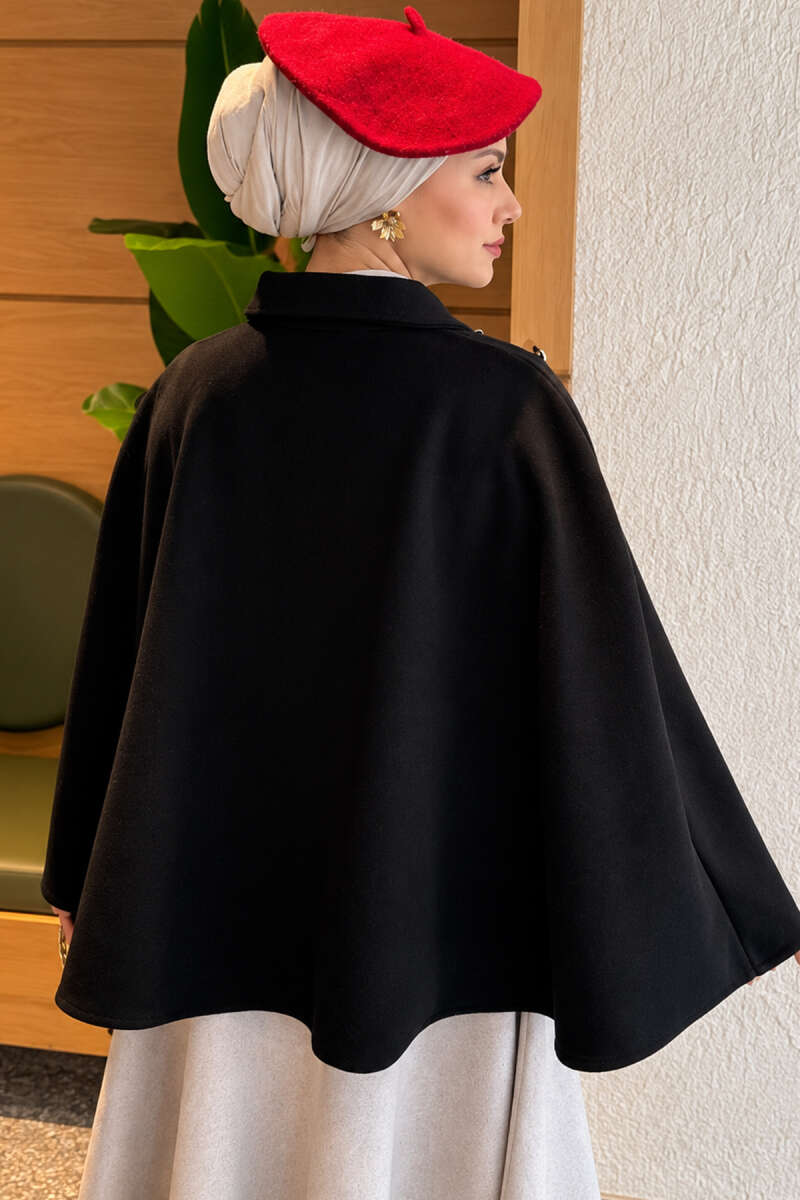 Button-Detail Collar Poncho Black - الصورة 3